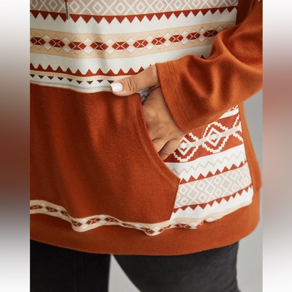 BloomChic Plus Size Boho Print Hooded Drawstring Sweatshirt - Picture 4 of 6